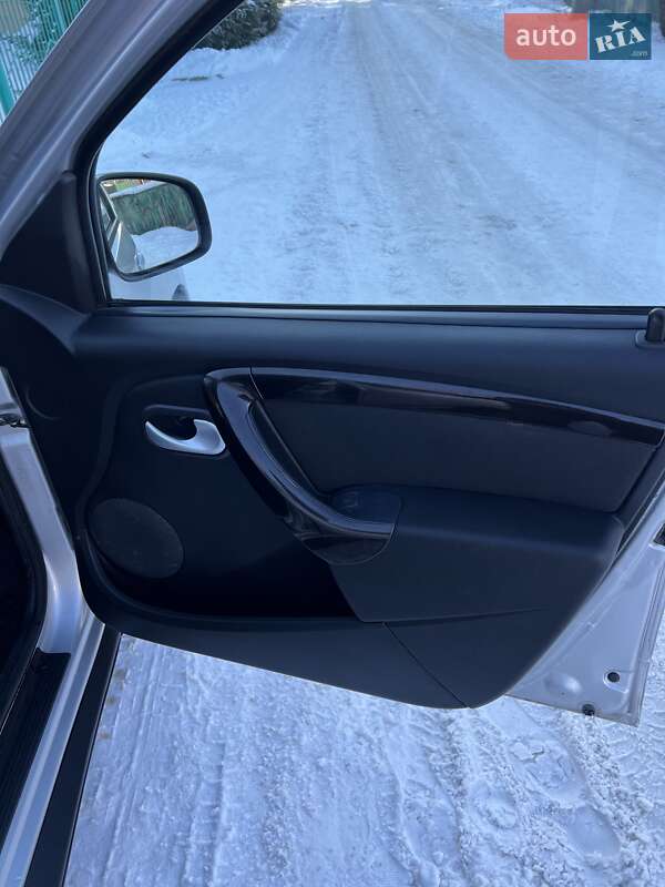 Внедорожник / Кроссовер Dacia Duster 2011 в Нежине фото 49 Внедорожник / Кроссовер Dacia Duster 2011 в Нежине