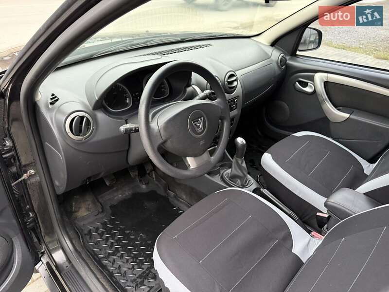 Внедорожник / Кроссовер Dacia Duster 2013 в Хусте