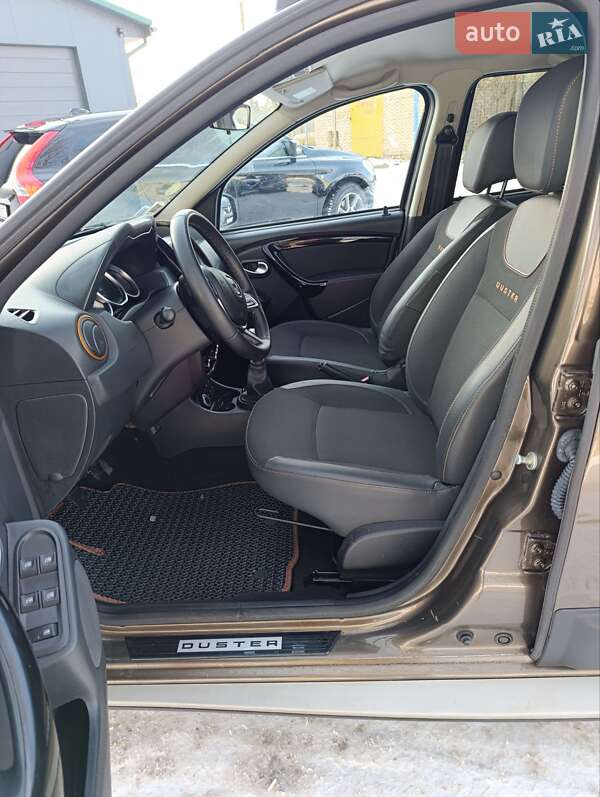 Внедорожник / Кроссовер Dacia Duster 2017 в Золочеве