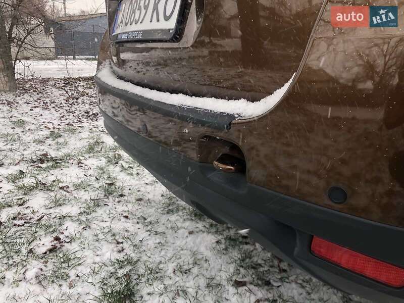 Внедорожник / Кроссовер Dacia Duster 2011 в Каменке