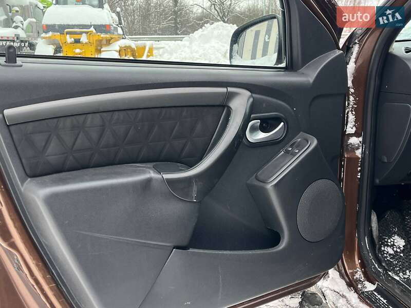 Внедорожник / Кроссовер Dacia Duster 2013 в Львове