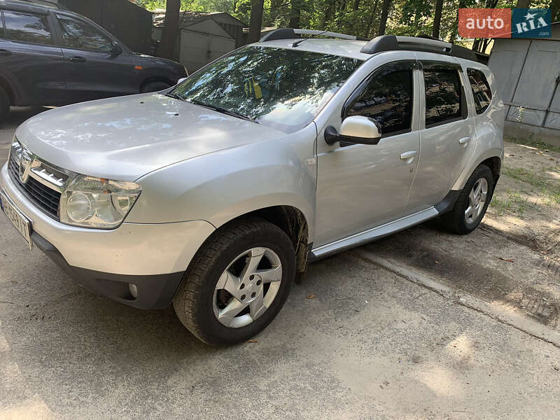 Внедорожник / Кроссовер Dacia Duster 2013 в Литине