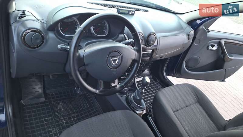 Внедорожник / Кроссовер Dacia Duster 2011 в Коломые