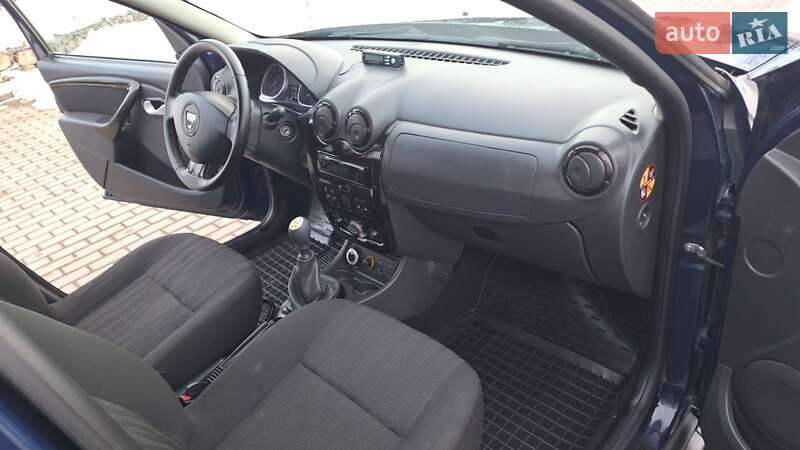 Внедорожник / Кроссовер Dacia Duster 2011 в Коломые