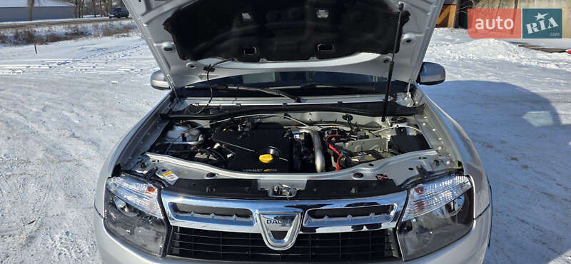 Позашляховик / Кросовер Dacia Duster 2013 в Новоархангельську