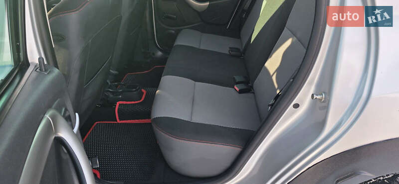 Позашляховик / Кросовер Dacia Duster 2013 в Новоархангельську