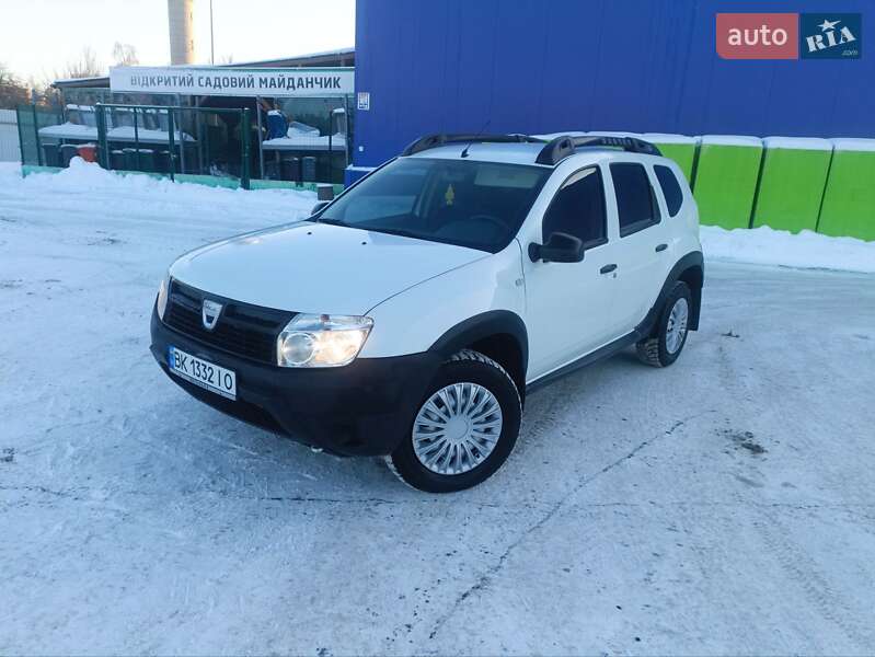 Позашляховик / Кросовер Dacia Duster 2013 в Дубні