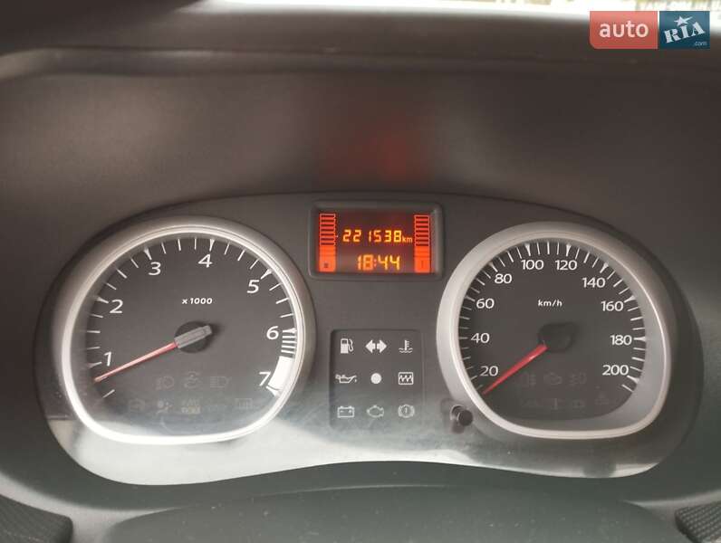 Позашляховик / Кросовер Dacia Duster 2013 в Дубні