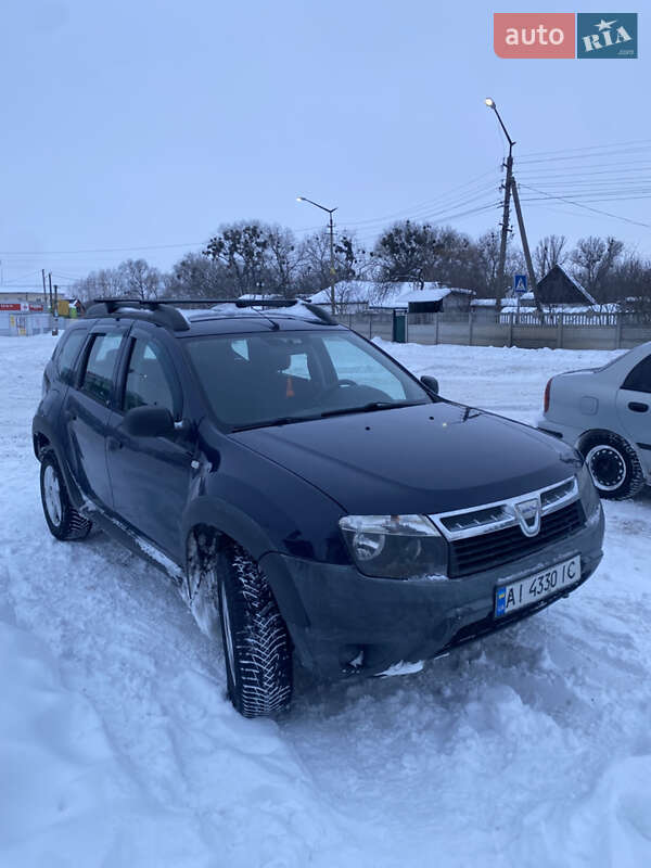 Позашляховик / Кросовер Dacia Duster 2010 в Києві