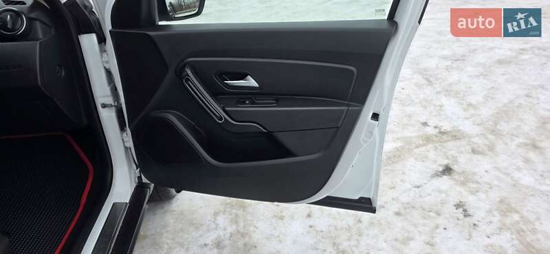 Внедорожник / Кроссовер Dacia Duster 2021 в Новоархангельске