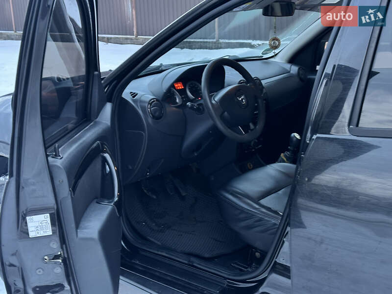 Позашляховик / Кросовер Dacia Duster 2010 в Калуші