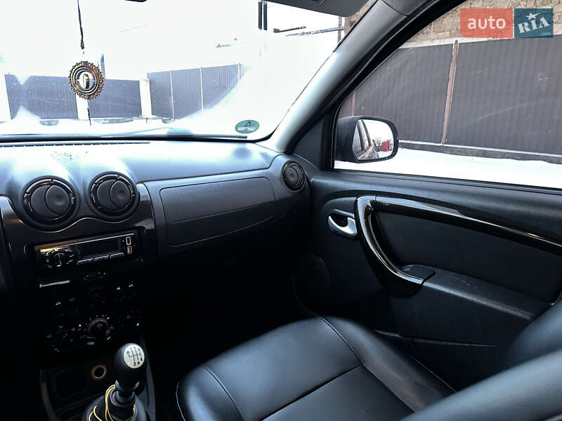 Позашляховик / Кросовер Dacia Duster 2010 в Калуші