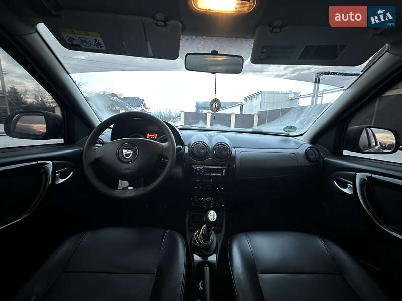 Позашляховик / Кросовер Dacia Duster 2010 в Калуші