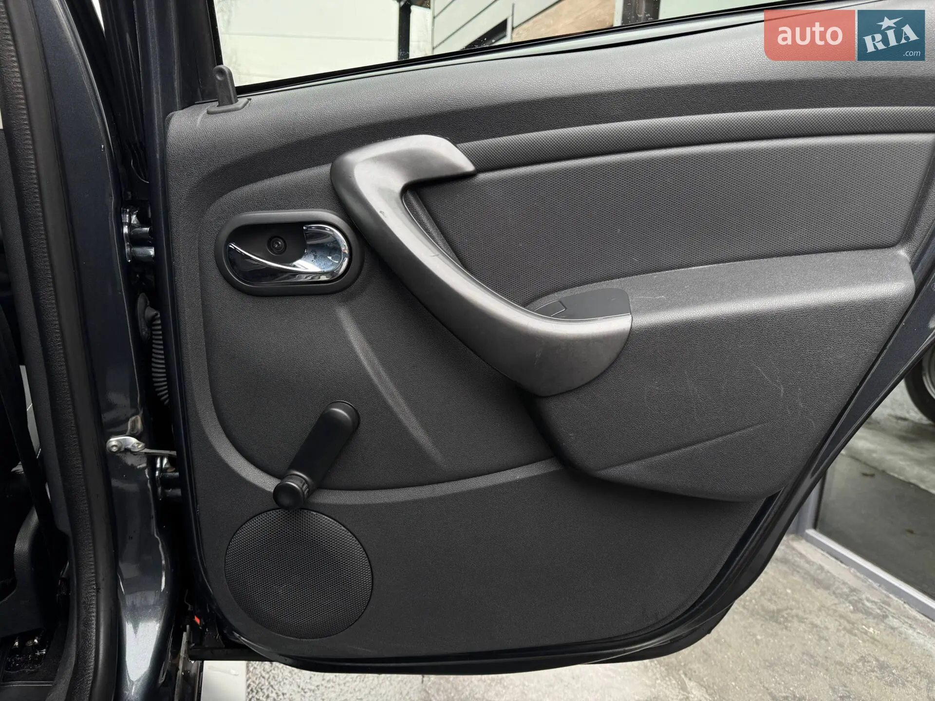 2016 Dacia Duster - мініатюра 36