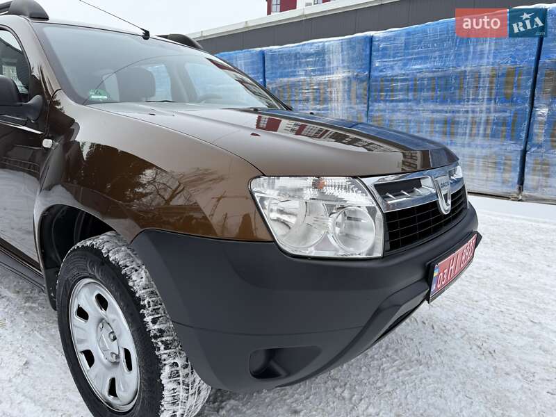 Позашляховик / Кросовер Dacia Duster 2011 в Луцьку