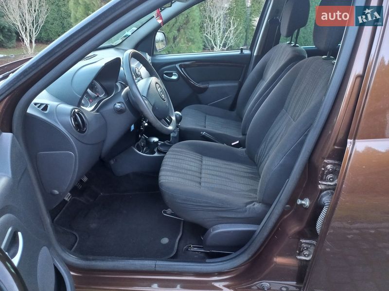 Внедорожник / Кроссовер Dacia Duster 2011 в Дубно фото 9 Внедорожник / Кроссовер Dacia Duster 2011 в Дубно