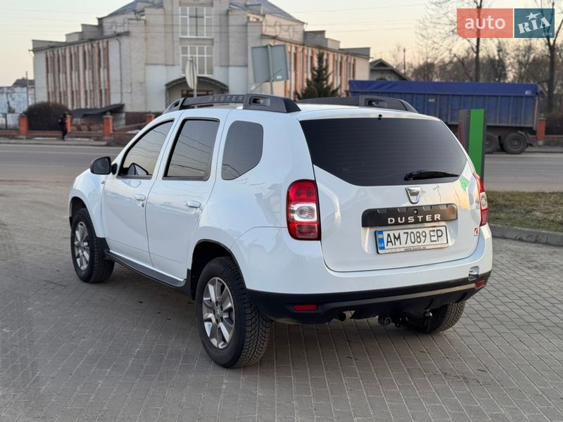 Внедорожник / Кроссовер Dacia Duster 2016 в Житомире