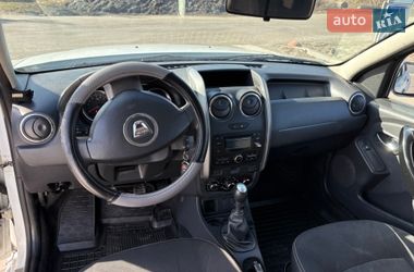 Позашляховик / Кросовер Dacia Duster 2015 в Києві