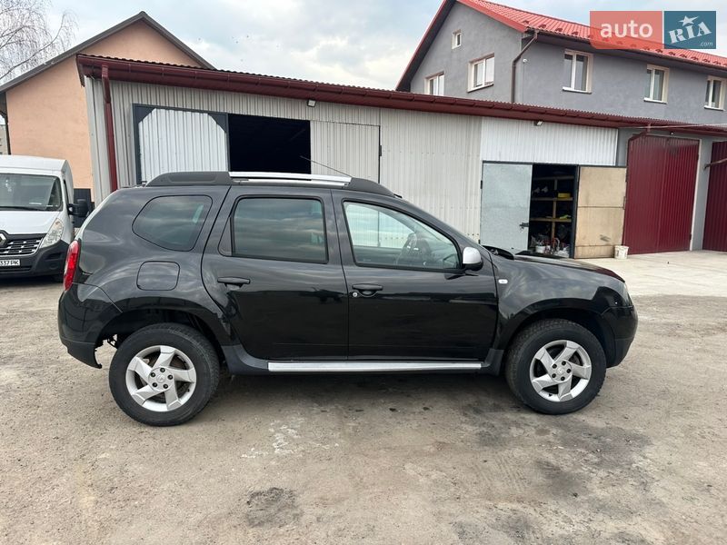 Позашляховик / Кросовер Dacia Duster 2010 в Сокалі