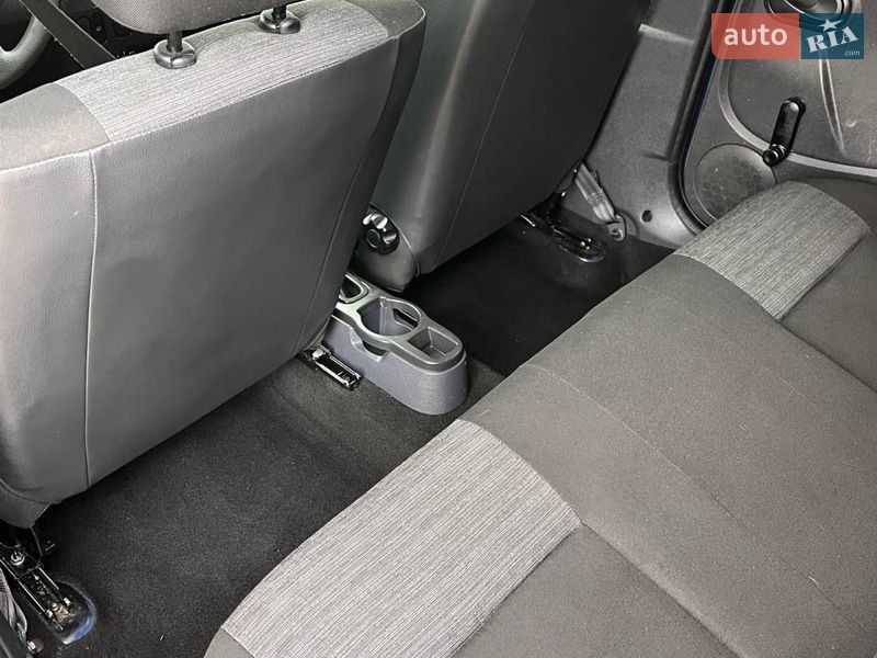 Внедорожник / Кроссовер Dacia Duster 2010 в Гайсине фото 11 Внедорожник / Кроссовер Dacia Duster 2010 в Гайсине