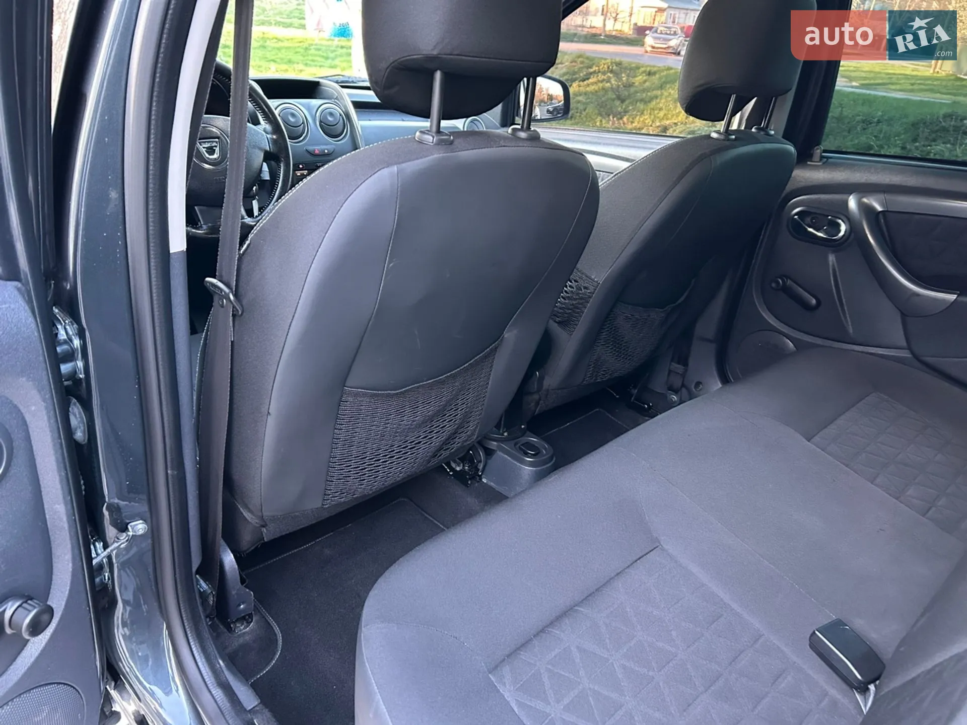 2014 Dacia Duster - мініатюра 47