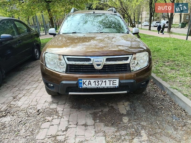 Dacia Duster 2011