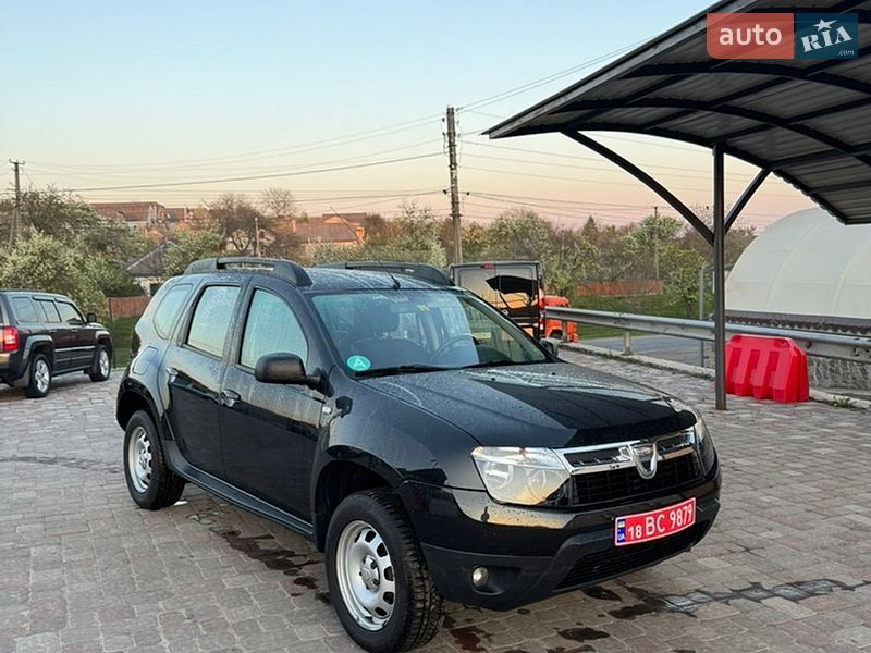 Внедорожник / Кроссовер Dacia Duster 2012 в Великой Багачке