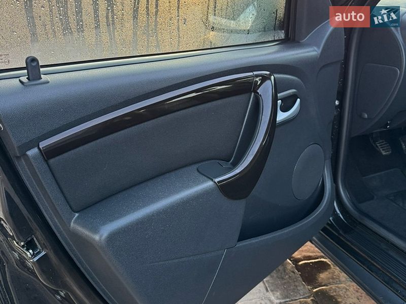 Внедорожник / Кроссовер Dacia Duster 2012 в Великой Багачке