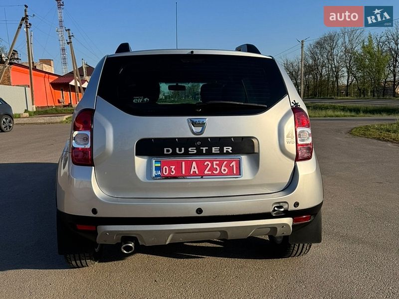 Внедорожник / Кроссовер Dacia Duster 2016 в Новоархангельске