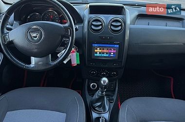 Внедорожник / Кроссовер Dacia Duster 2016 в Новоархангельске