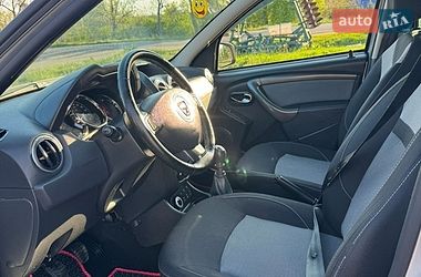 Внедорожник / Кроссовер Dacia Duster 2016 в Новоархангельске