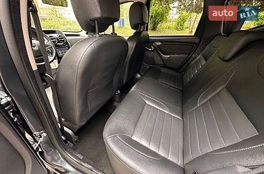 Внедорожник / Кроссовер Dacia Duster 2017 в Львове
