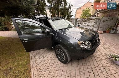 Внедорожник / Кроссовер Dacia Duster 2017 в Львове