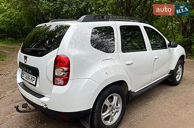 Позашляховик / Кросовер Dacia Duster 2016 в Львові