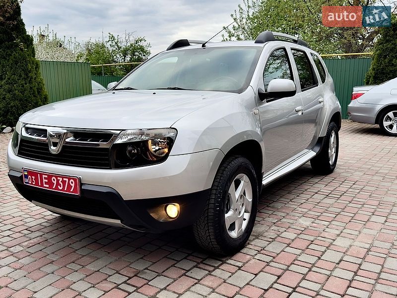 Внедорожник / Кроссовер Dacia Duster 2012 в Хороле фото 3 Внедорожник / Кроссовер Dacia Duster 2012 в Хороле