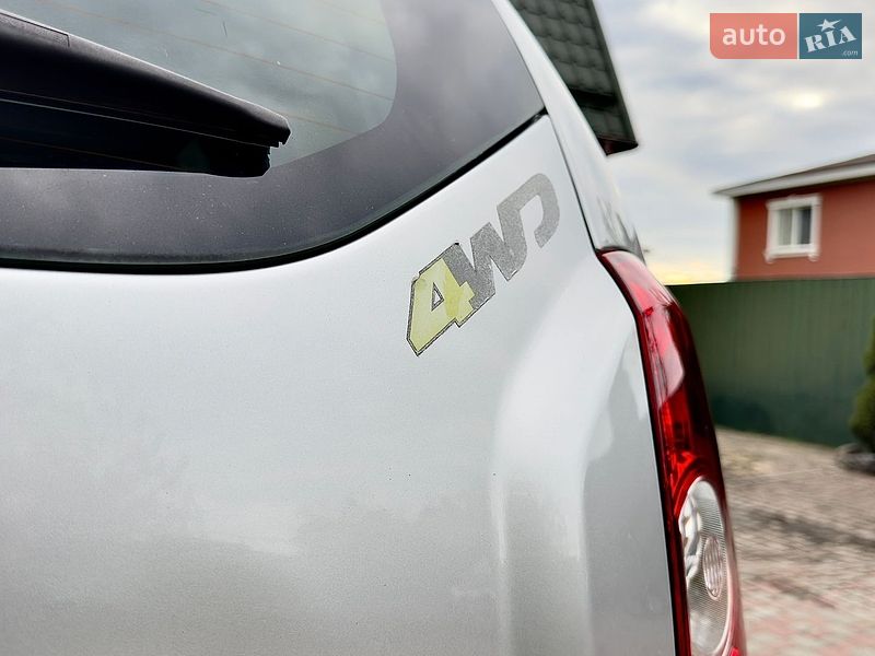 Внедорожник / Кроссовер Dacia Duster 2012 в Хороле фото 17 Внедорожник / Кроссовер Dacia Duster 2012 в Хороле