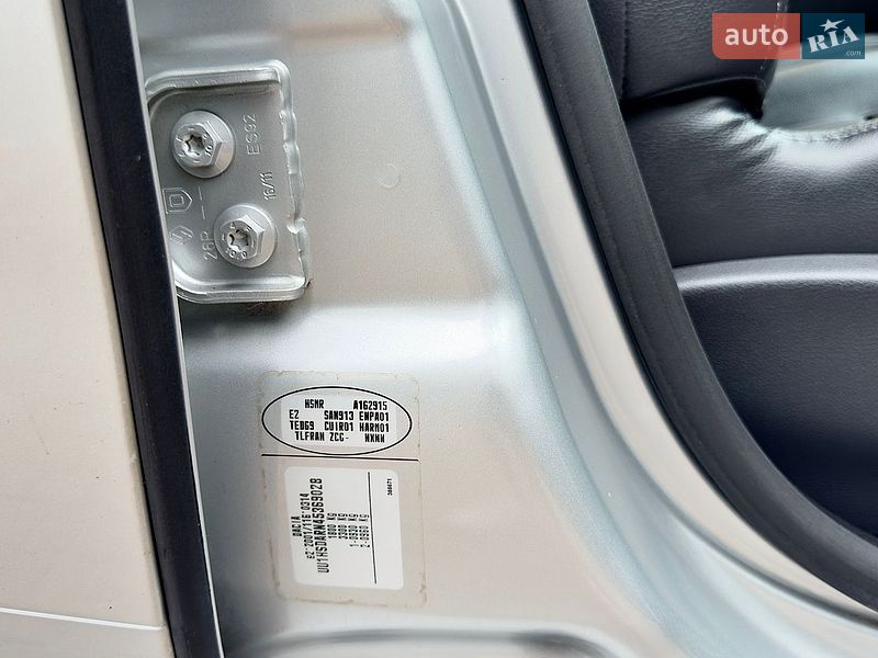 Внедорожник / Кроссовер Dacia Duster 2012 в Хороле фото 76 Внедорожник / Кроссовер Dacia Duster 2012 в Хороле