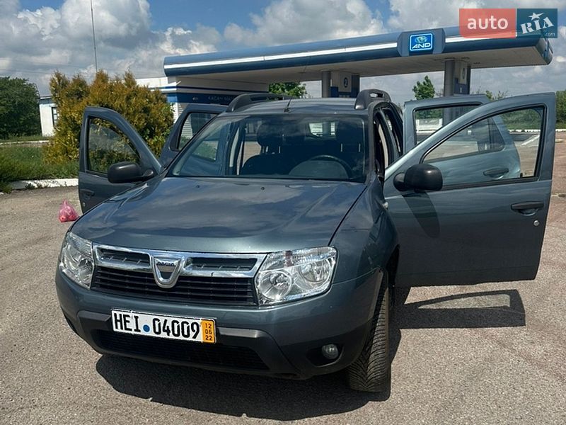 Внедорожник / Кроссовер Dacia Duster 2012 в Надворной