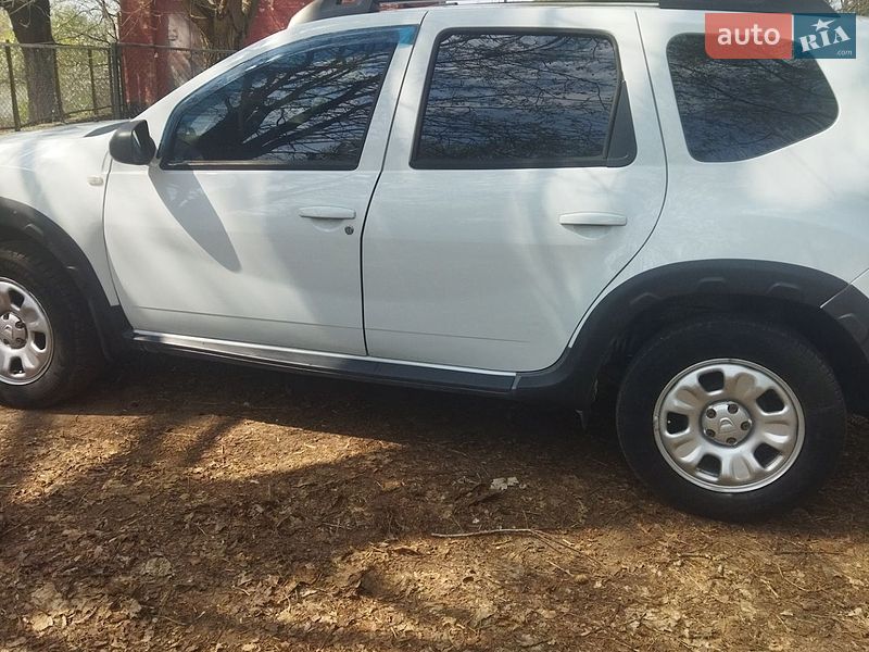Позашляховик / Кросовер Dacia Duster 2014 в Дубні фото 8 Позашляховик / Кросовер Dacia Duster 2014 в Дубні