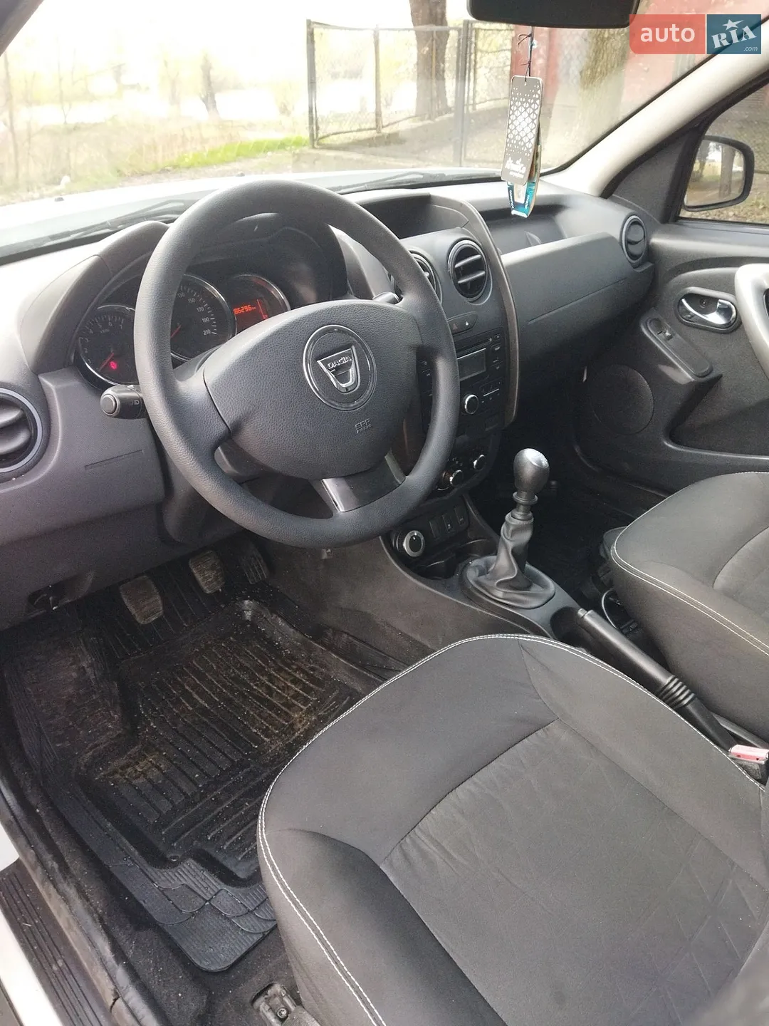 2014 Dacia Duster - мініатюра 16