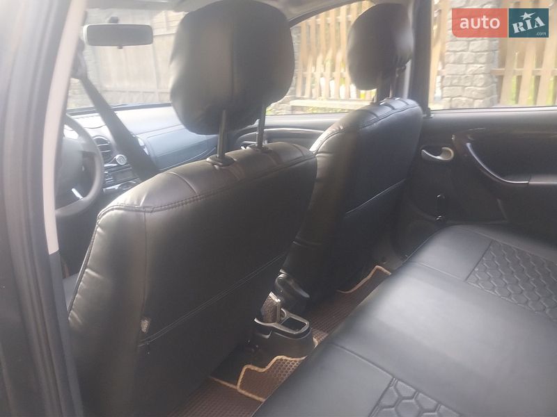 Позашляховик / Кросовер Dacia Duster 2012 в Житомирі фото 9 Позашляховик / Кросовер Dacia Duster 2012 в Житомирі