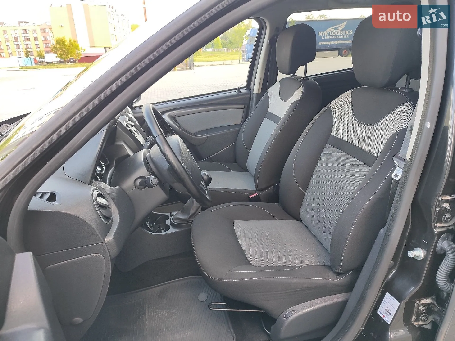 2016 Dacia Duster - мініатюра 40