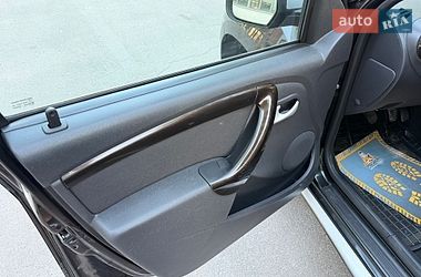Позашляховик / Кросовер Dacia Duster 2011 в Вінниці