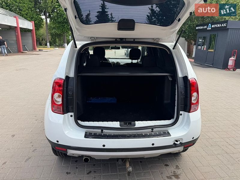 Позашляховик / Кросовер Dacia Duster 2012 в Дубні