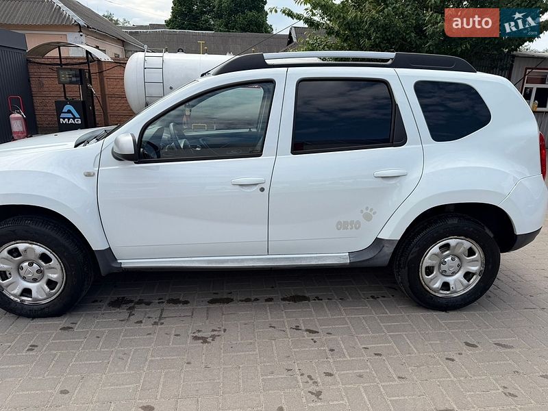 Позашляховик / Кросовер Dacia Duster 2012 в Дубні
