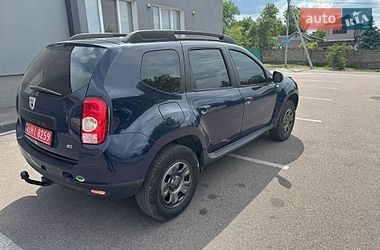 Позашляховик / Кросовер Dacia Duster 2011 в Кам'янському