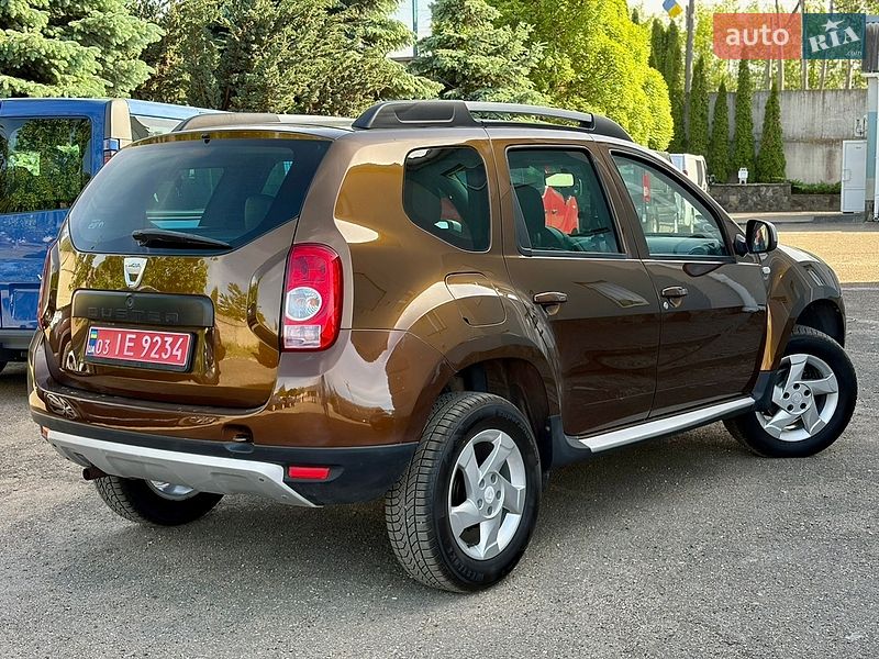 Позашляховик / Кросовер Dacia Duster 2011 в Луцьку