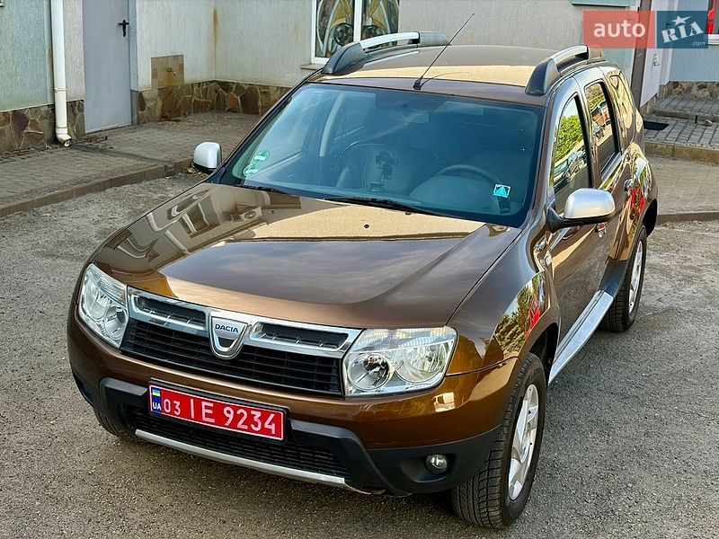 Позашляховик / Кросовер Dacia Duster 2011 в Луцьку