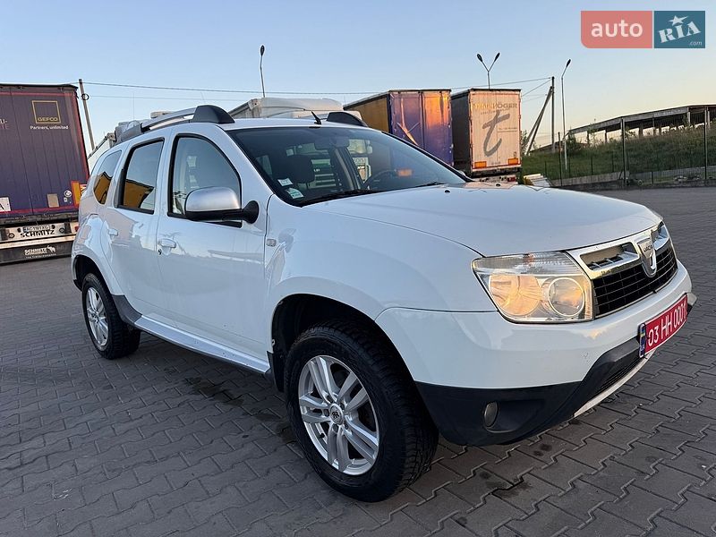 Позашляховик / Кросовер Dacia Duster 2011 в Луцьку