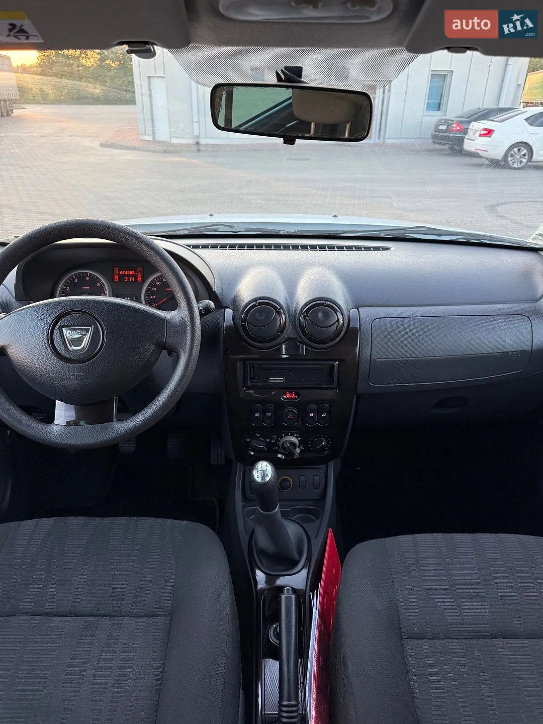 2011 Dacia Duster - мініатюра 33